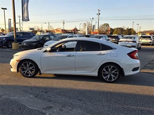 2019 Honda Civic Touring