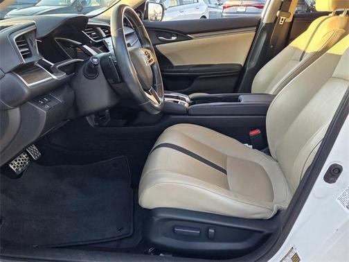 2019 Honda Civic Touring