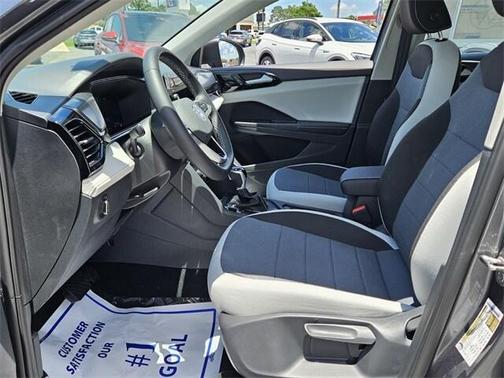 2025 Volkswagen Taos 1.5T S
