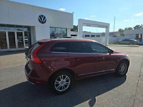 Flamenco Red Metallic 2016 Volvo XC60 T5 Premier