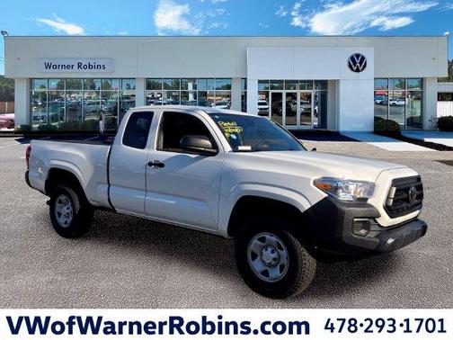 Ice 2023 Toyota Tacoma SR