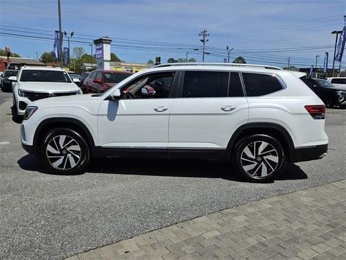 2025 Volkswagen Atlas 2.0T SEL