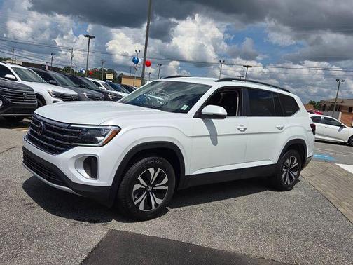 Opal 2026 Volkswagen Atlas 2.0T SE