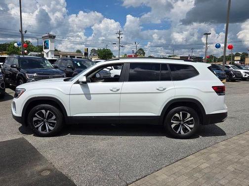 Opal 2026 Volkswagen Atlas 2.0T SE