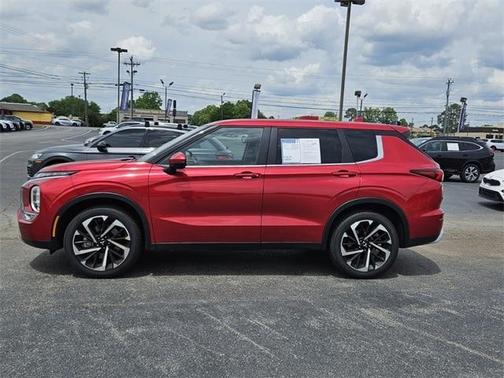 2024 Mitsubishi Outlander SE