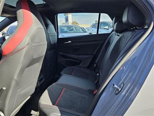 2026 Volkswagen Golf GTI 2.0T SE
