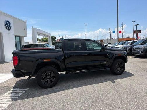 Onyx Black 2024 GMC Canyon Elevation