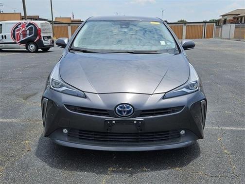 2022 Toyota Prius LE
