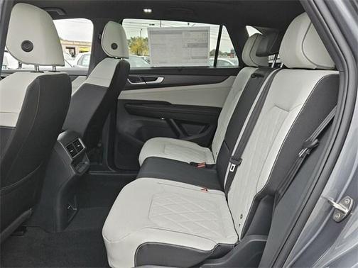 2025 Volkswagen Atlas Cross Sport 2.0T SEL Premium R-Line