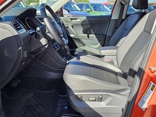2019 Volkswagen Tiguan 2.0T SE