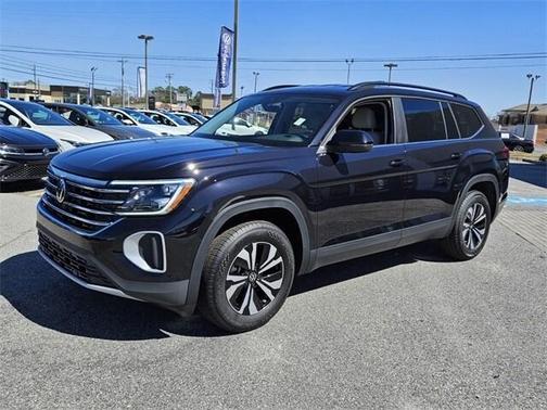 2025 Volkswagen Atlas 2.0T SE