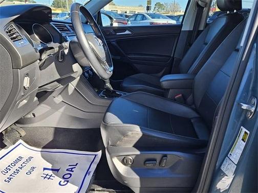 2019 Volkswagen Tiguan 2.0T SE