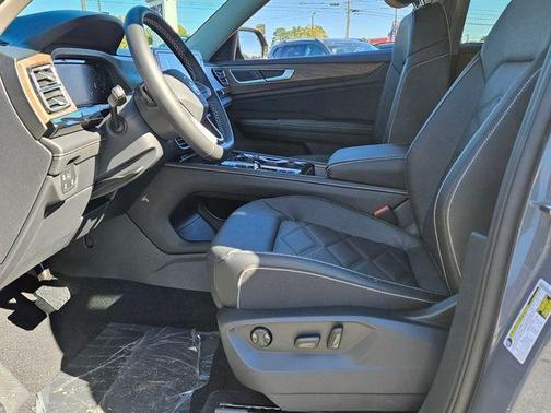 Pure Gray 2026 Volkswagen Atlas 2.0T SE W/TECHNOLOGY