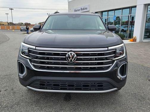 Deep Black Pearl Effect 2026 Volkswagen Atlas 2.0T SE W/TECHNOLOGY