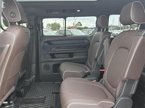 2025 Volkswagen ID. Buzz Pro S Plus