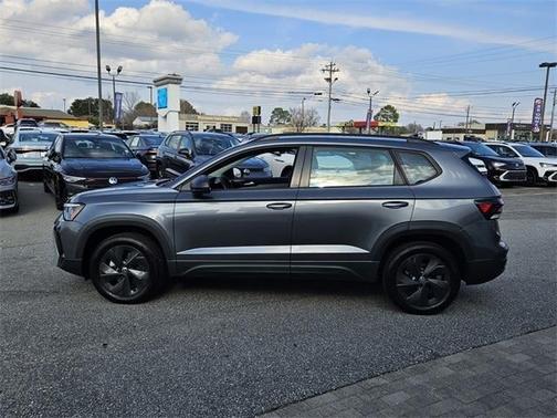 2025 Volkswagen Taos 1.5T S