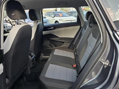 2025 Volkswagen Taos 1.5T S