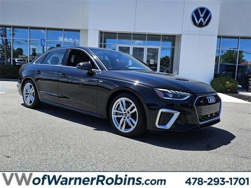 2023 Audi A4 45 S line quattro Premium