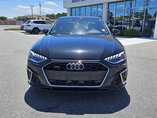 2023 Audi A4 45 S line quattro Premium
