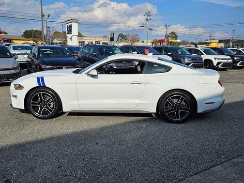 2020 Ford Mustang 