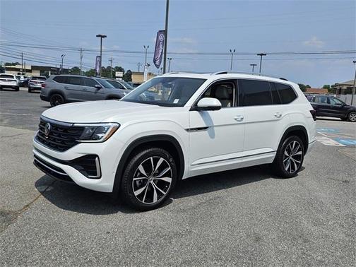 2025 Volkswagen Atlas 2.0T SEL Premium R-Line