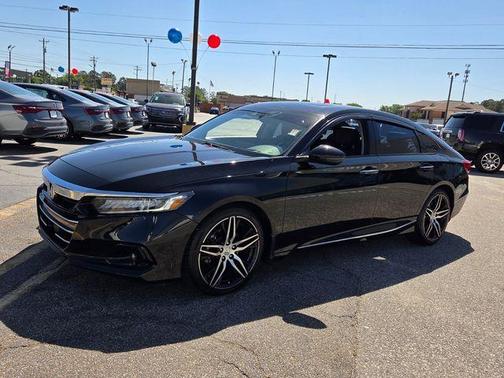 Crystal Black Pearl 2021 Honda Accord Touring 2.0T