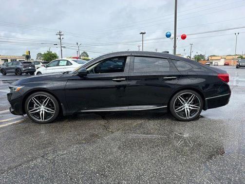 Crystal Black Pearl 2021 Honda Accord Touring 2.0T
