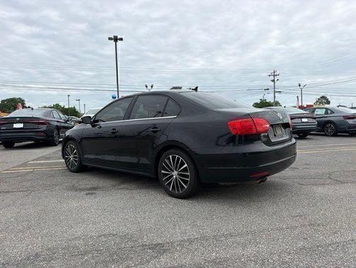 Black Uni 2012 Volkswagen Jetta