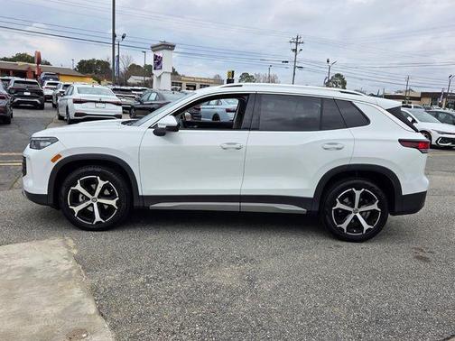 2025 Volkswagen Tiguan 2.0T SE