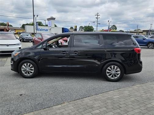 2020 Kia Sedona LX