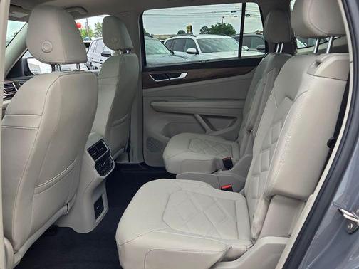 Gray 2026 Volkswagen Atlas 2.0T SE W/TECHNOLOGY