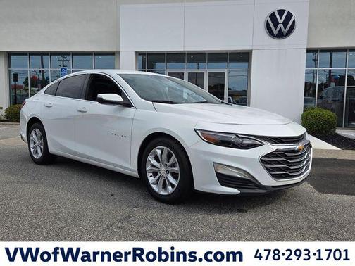 Summit White 2024 Chevrolet Malibu LT