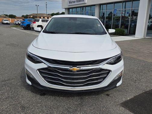 Summit White 2024 Chevrolet Malibu LT