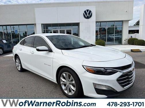 Summit White 2024 Chevrolet Malibu LT