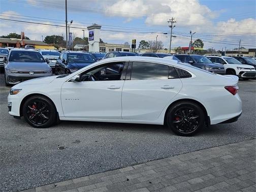 2022 Chevrolet Malibu LT