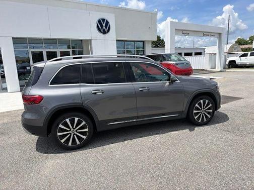 Mountain Gray 2022 Mercedes-Benz GLB 250 Base 4MATIC