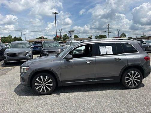 Mountain Gray 2022 Mercedes-Benz GLB 250 Base 4MATIC