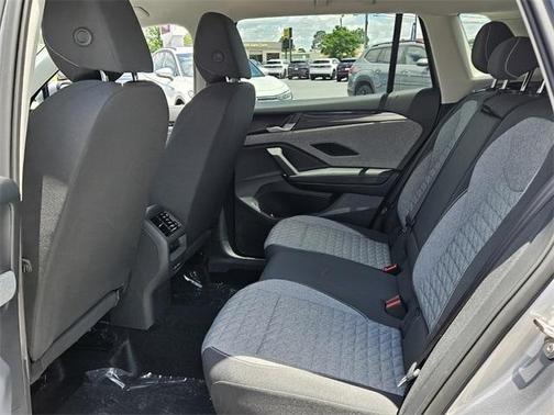2025 Volkswagen Tiguan 2.0T S