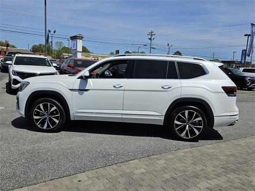 2025 Volkswagen Atlas 2.0T SEL Premium R-Line