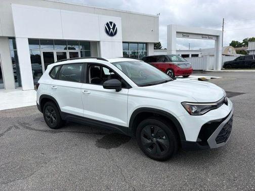 Pure White 2025 Volkswagen Taos 1.5T S