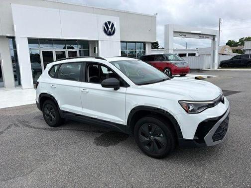 Pure White 2025 Volkswagen Taos 1.5T S
