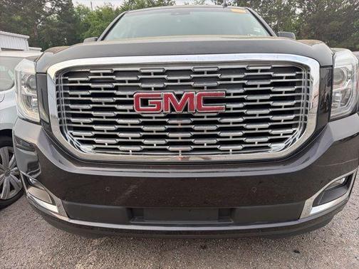 Carbon Black Metallic 2020 GMC Yukon Denali
