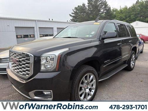 Carbon Black Metallic 2020 GMC Yukon Denali