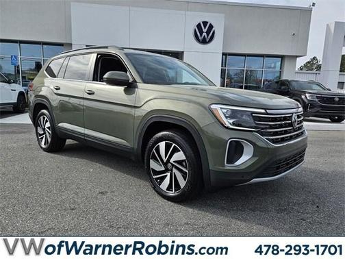 2025 Volkswagen Atlas 2.0T SE w/Technology