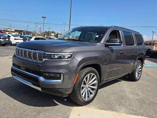 2023 Jeep Grand Wagoneer Base