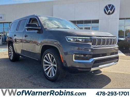 2023 Jeep Grand Wagoneer Base