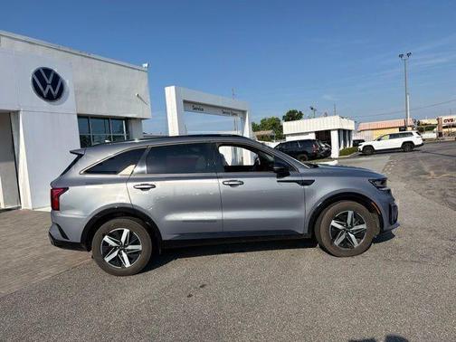 Silver 2021 Kia Sorento S