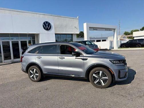 Silver 2021 Kia Sorento S