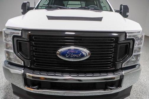 2022 Ford F-350 XL