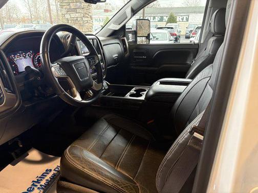 2015 GMC Sierra 2500 Denali